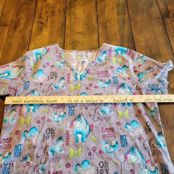 Womens L Scrub Top Eeyore Oh Joy Hospital Uniform Healthcare Winnie The Pooh - Picture 4 of 4